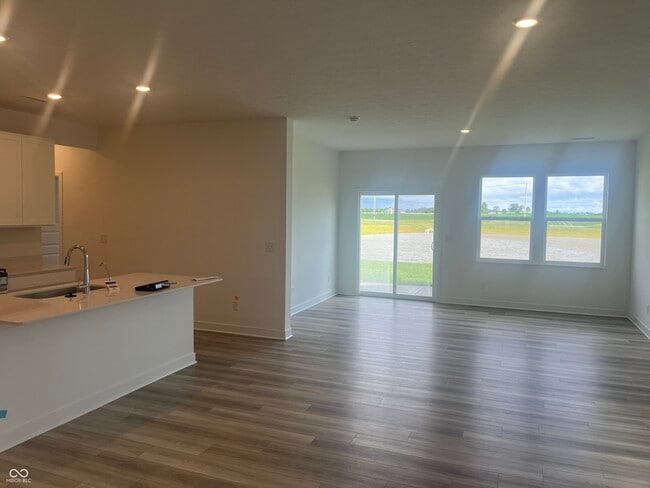 Building Photo - 6870 Teder Crk Ln
