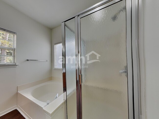 Building Photo - 10239 Stoneykirk Ln