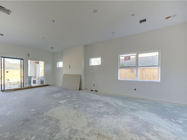 Building Photo - 1726 Wilde Rock Way