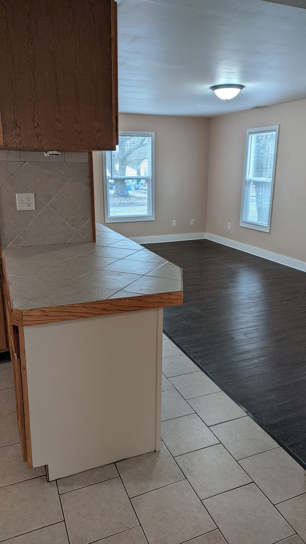 Building Photo - Spacious 2-Bedroom Home Available NOW!