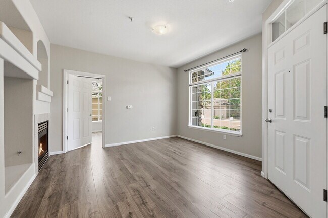 Building Photo - $1,745.95 - Ground-Level 1 Bed + Flex Room | 1.5 Bath Condo with Community Pool