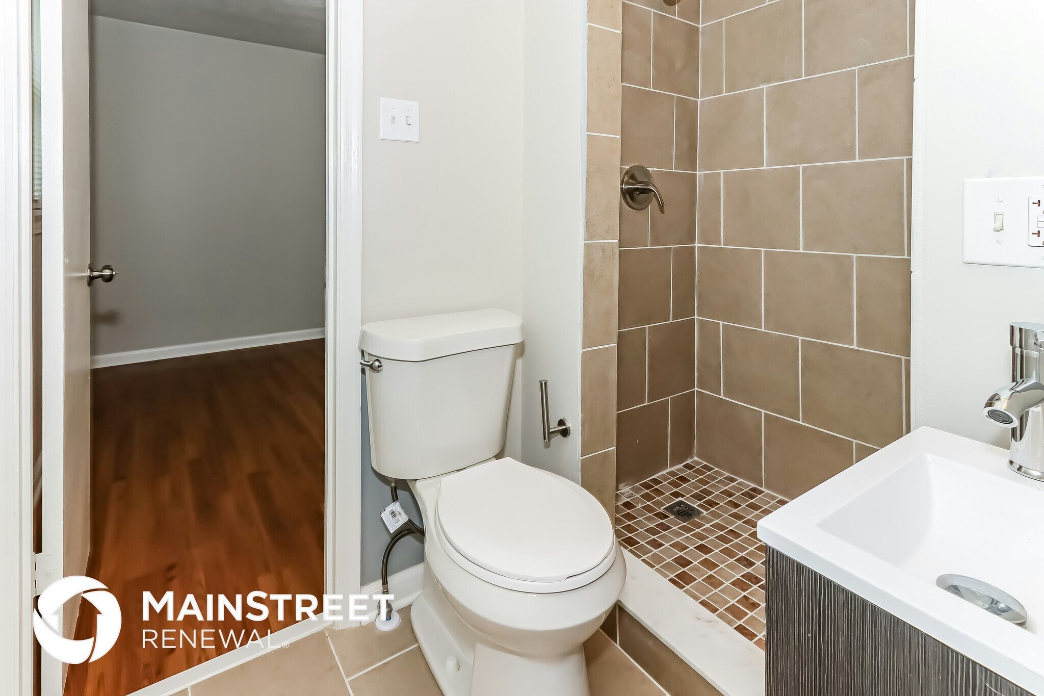 Building Photo - 6702 Londonderry Dr