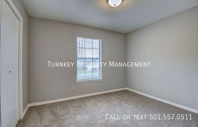 Building Photo - 3308 Holt St