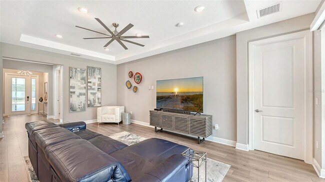 Building Photo - 17202 Cresswind Ter