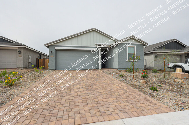 Building Photo - 16911 W Siesta Wy