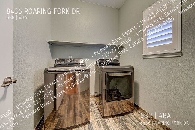 Building Photo - 8436 Roaring Fork Dr