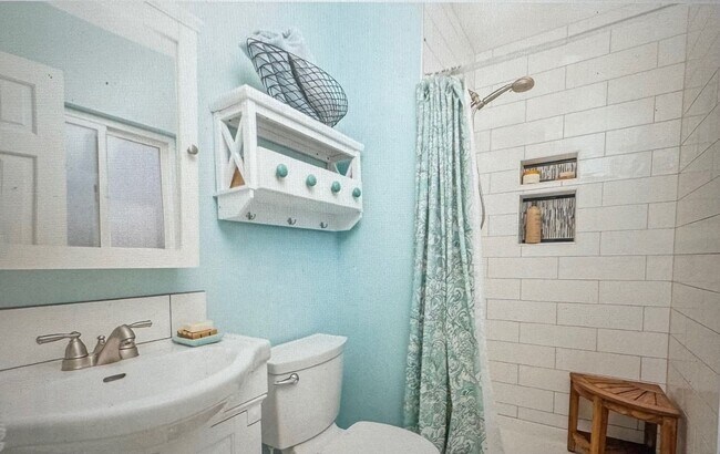 Building Photo - Adorable Home in West Fort Collins
