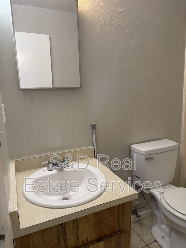 Building Photo - 3010 Allred Dr