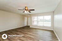 Building Photo - 7311 Louise Dr