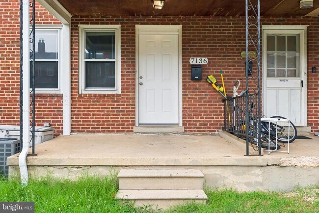 Building Photo - 7136 Eastbrook Ave