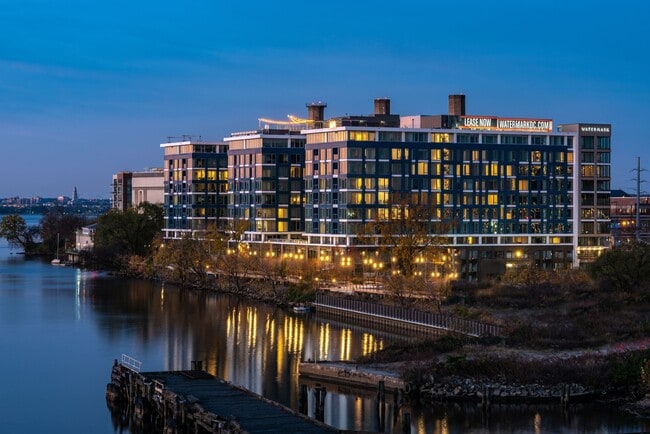 Watermark at Buzzard Point apartments — community photo - Watermark at Buzzard Point