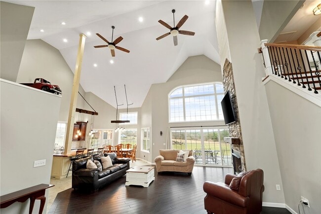 Building Photo - 136 Vargo Rd