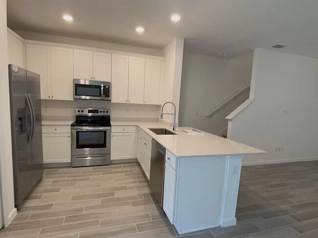 Building Photo - 12586 NW 7th Pl