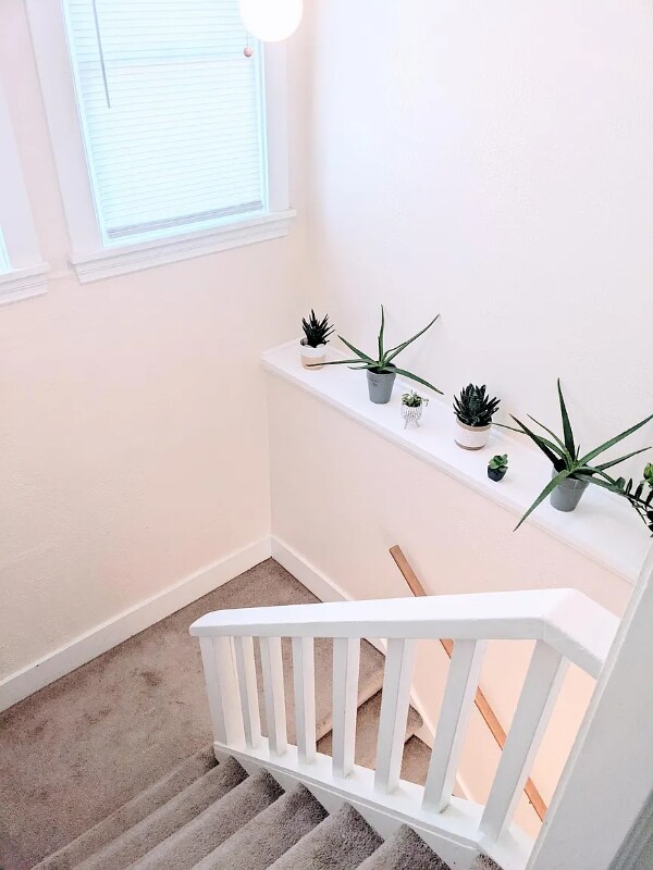 Building Photo - 1320 20th Ave