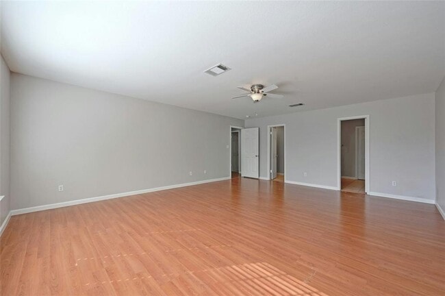 Building Photo - 8139 Evadean Cir