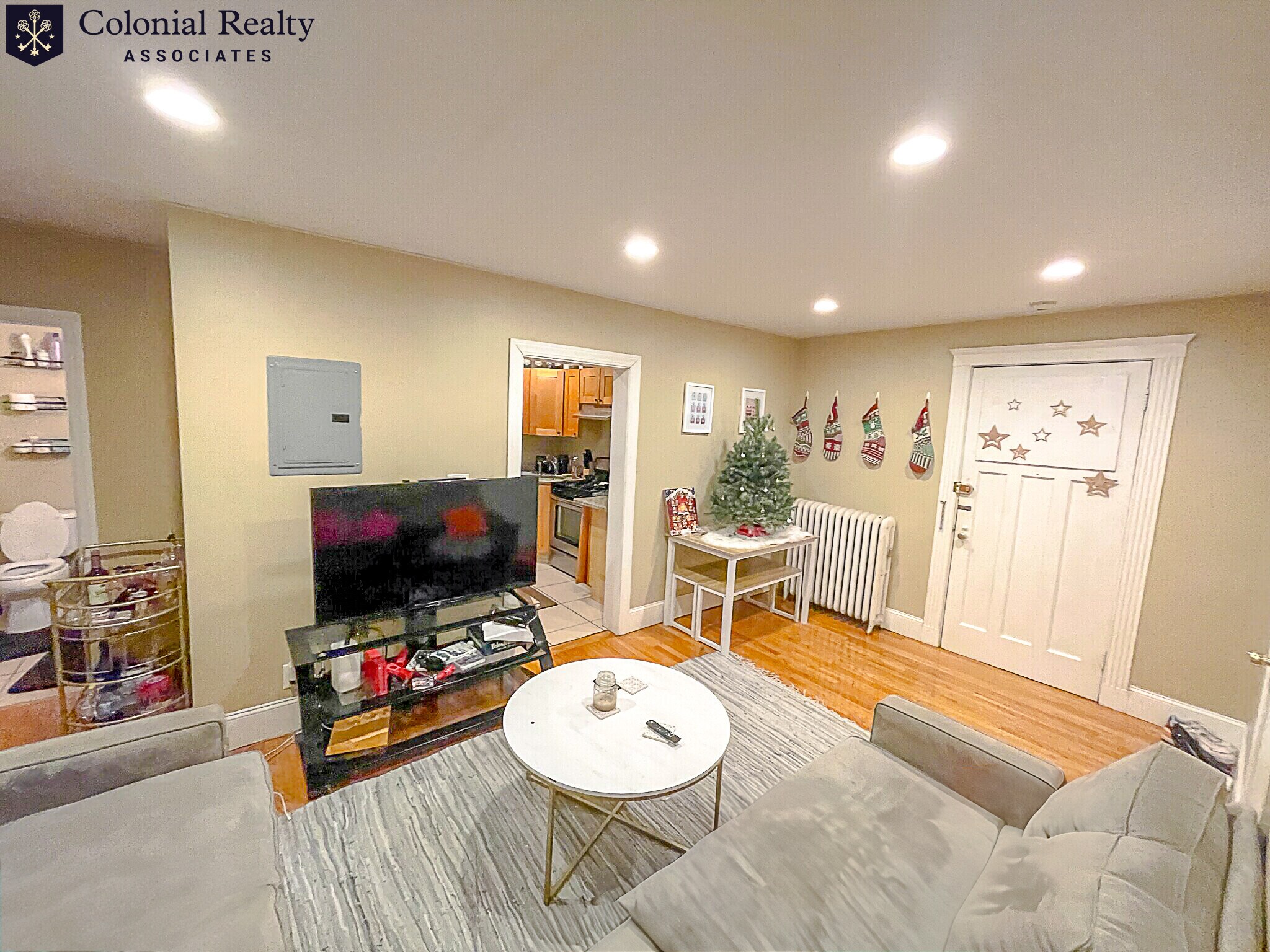 Building Photo - 74 Egmont St