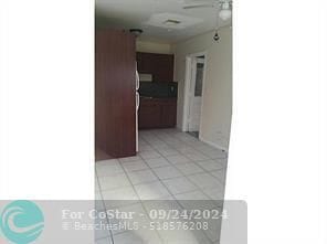 Building Photo - 1051 NW 25th Way