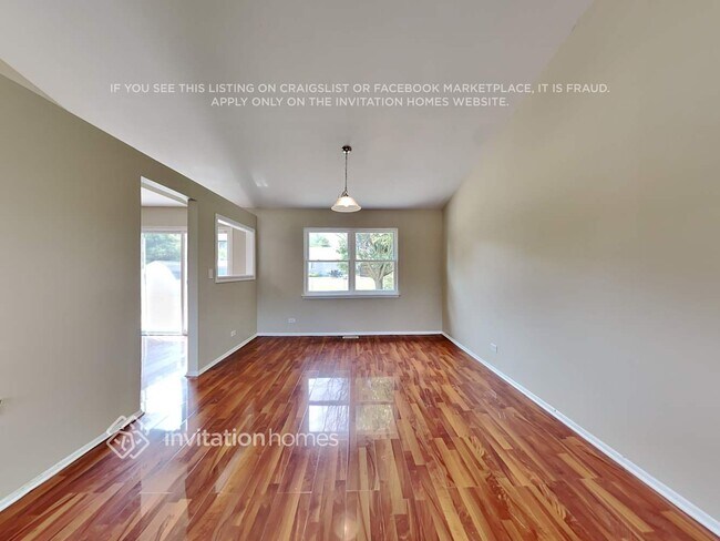 Building Photo - 128 Longford Dr