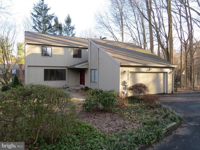 Building Photo - 30 Kings Grant Rd