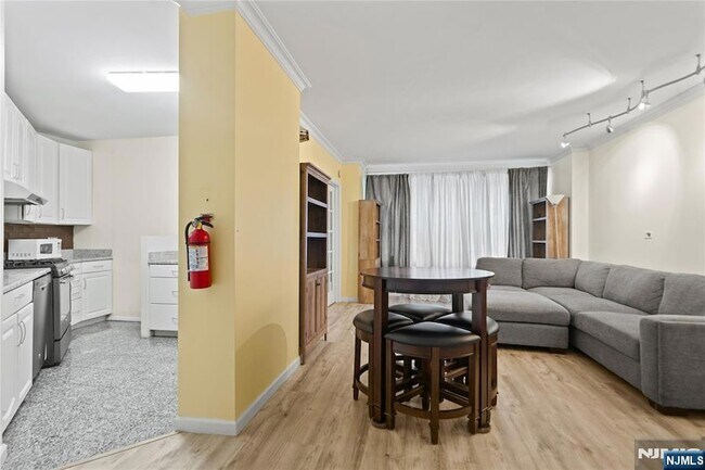 Building Photo - 7004 JFK Blvd E