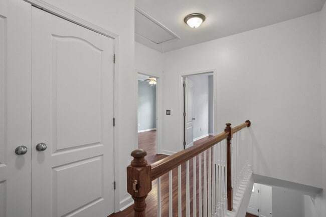 Building Photo - 1243 Harris Commons Pl