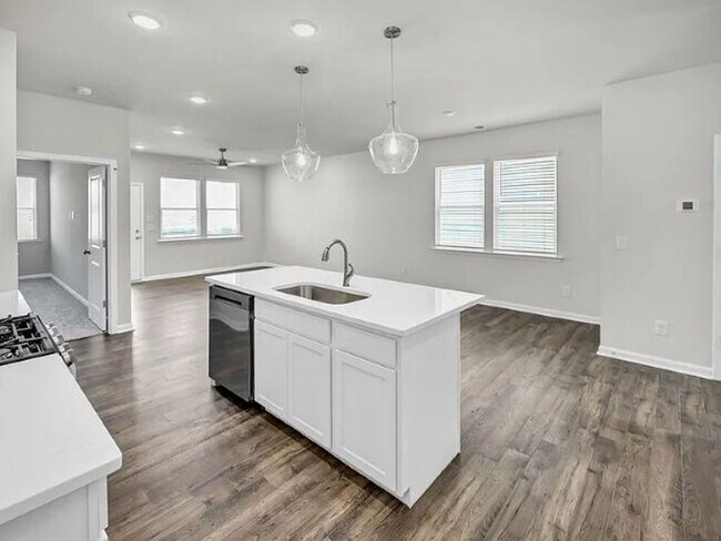 Building Photo - 292 Balbriggan Pl