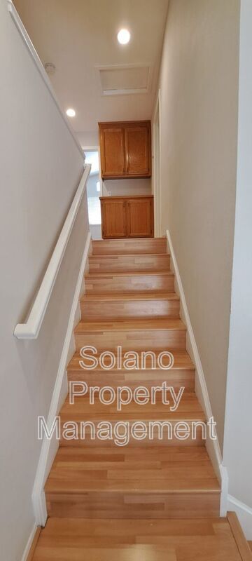 Building Photo - 320 Stamper Cir