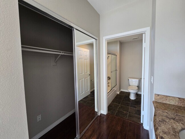 Building Photo - CANYON CREST CONDO