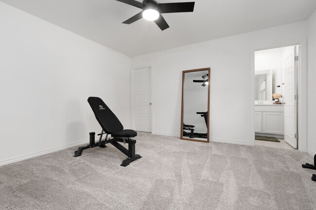 Building Photo - Newer townhome in the NW