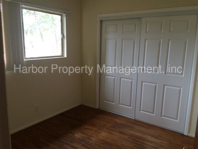 Building Photo - 14440 S Budlong Ave