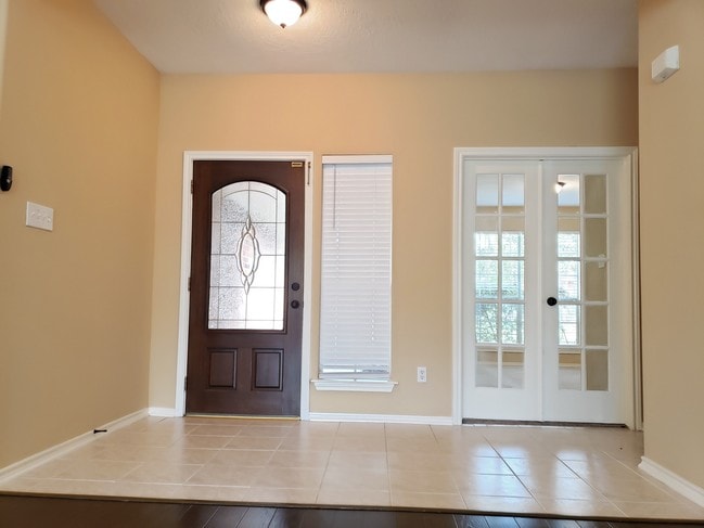 Building Photo - 126 W Russet Grove Cir