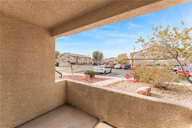 Building Photo - 5710 E Tropicana Ave