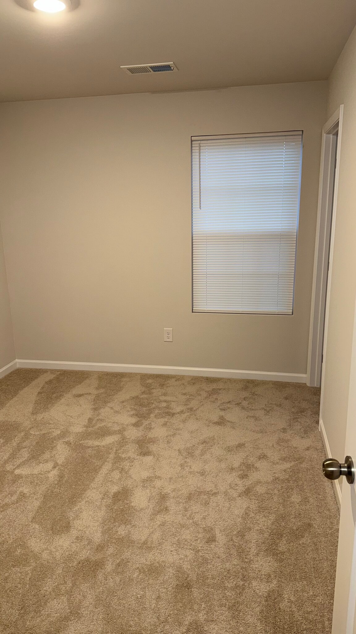 Building Photo - 729 Peyden Ln