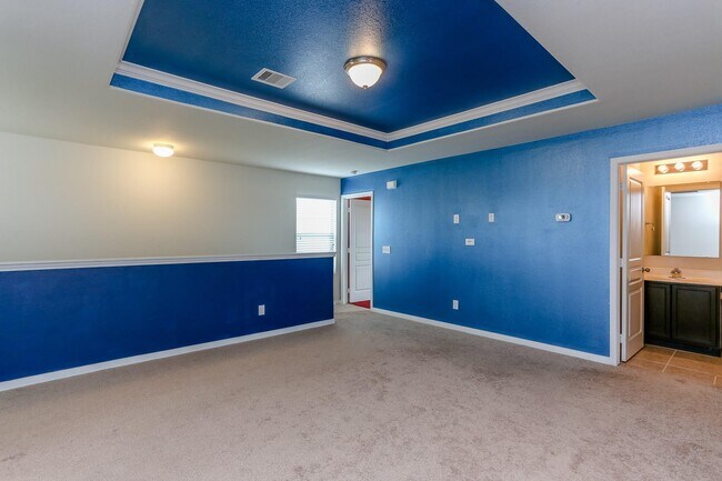 Building Photo - 914 Canyon Hill Ln