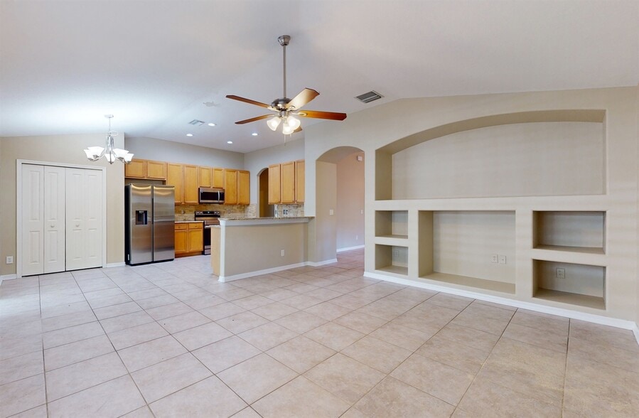 Building Photo - 8743 Maple Pond Ct