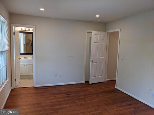 Building Photo - 4500 Stone Pine Ct