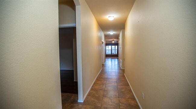 Building Photo - 712 Timothy John Dr