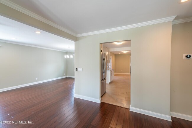 Building Photo - 4127 Shirley Ave