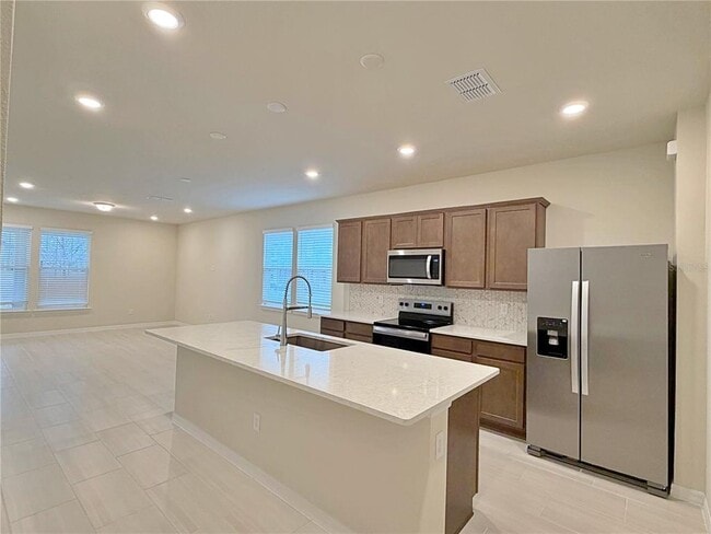 Building Photo - 16234 Merry Aly