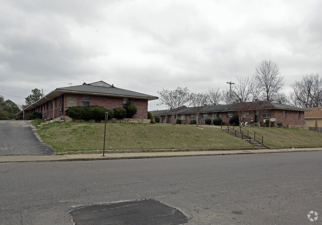 Primary Photo - College View Apartments