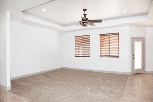 Building Photo - 3 Bedroom Single-Family Home in Central Hu...
