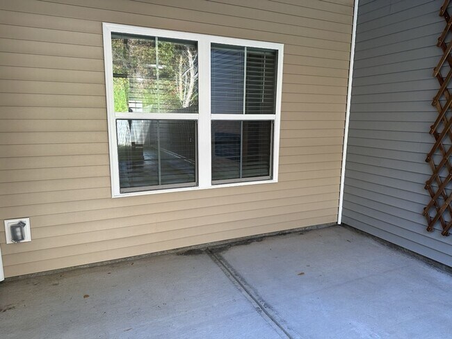 Building Photo - 48 Bellasera Wy