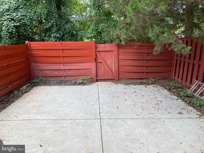 Building Photo - 2822 Hogan Ct