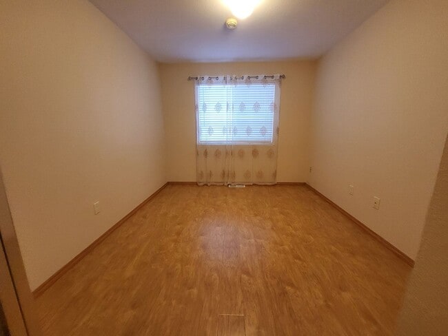 Building Photo - Two Story Duet Located in the Hills of Hercules, CA