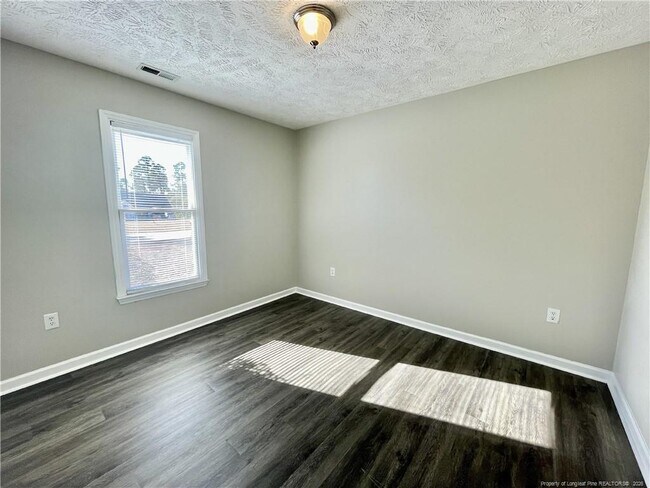 Building Photo - 184 Brandywood Ct