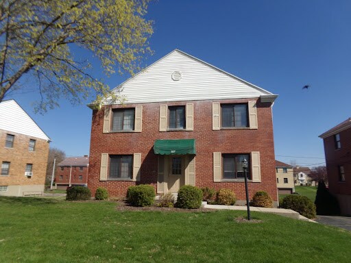Building Photo - 527 Corona Ave