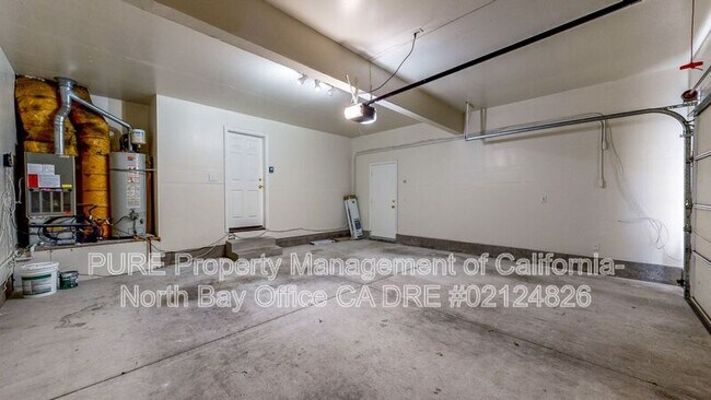 Building Photo - 2003 Jackrabbit Ct