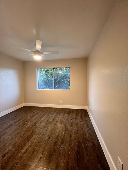 Building Photo - 1731 Normandy Pl