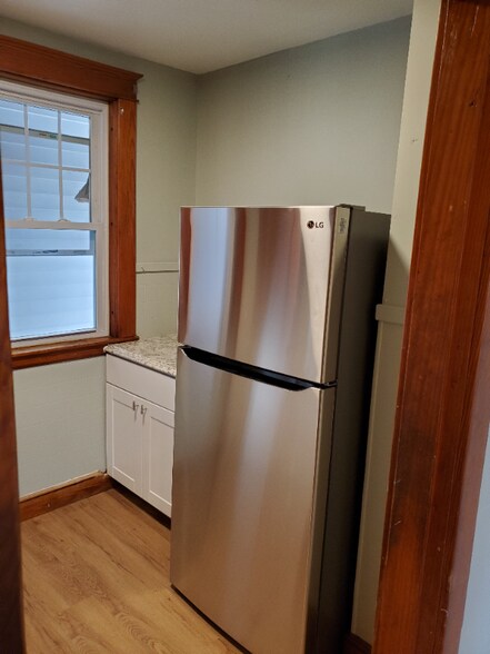 Building Photo - 1-21W Amherst St