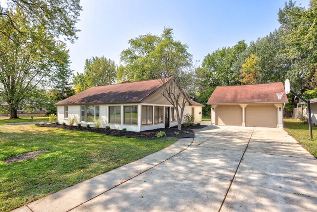 Primary Photo - 7925 Otto St